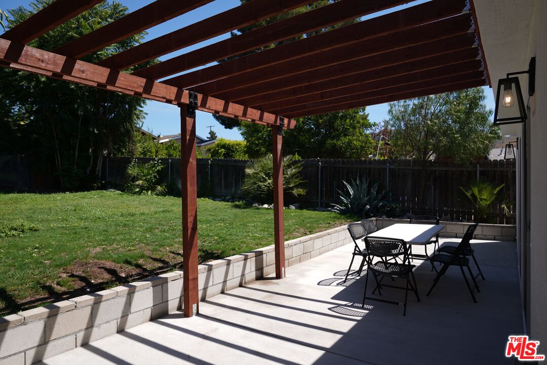 10434 Whitegate Avenue Sunland, CA 91040 - Photo 31 of 34