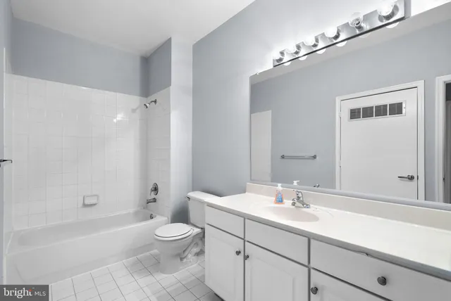 a view of a tall building