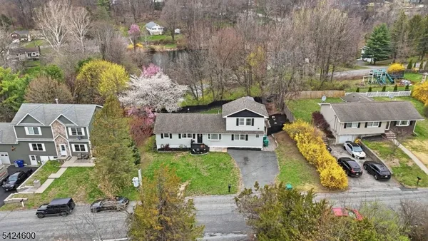 $565,000 | 7 Jackson Avenue, Vernon, NJ 07462