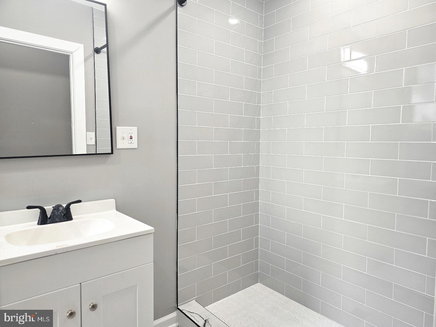 1525 Morris Street Philadelphia, PA 19145 - Photo 4 of 7