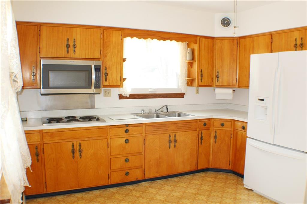 1258 Slippery Rock Road Slippery Rock, PA 16057 - Photo 5 of 11 Gallery Image 5