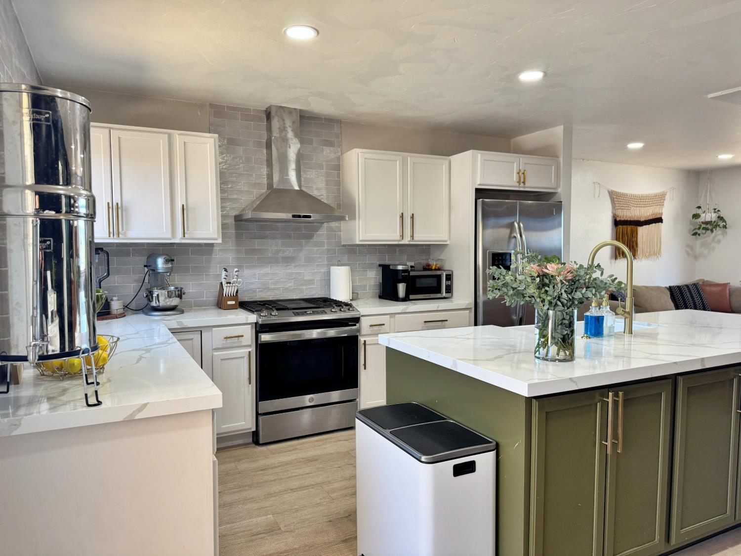 3860 Carson Road Camino, CA 95709 - Photo 8 of 41