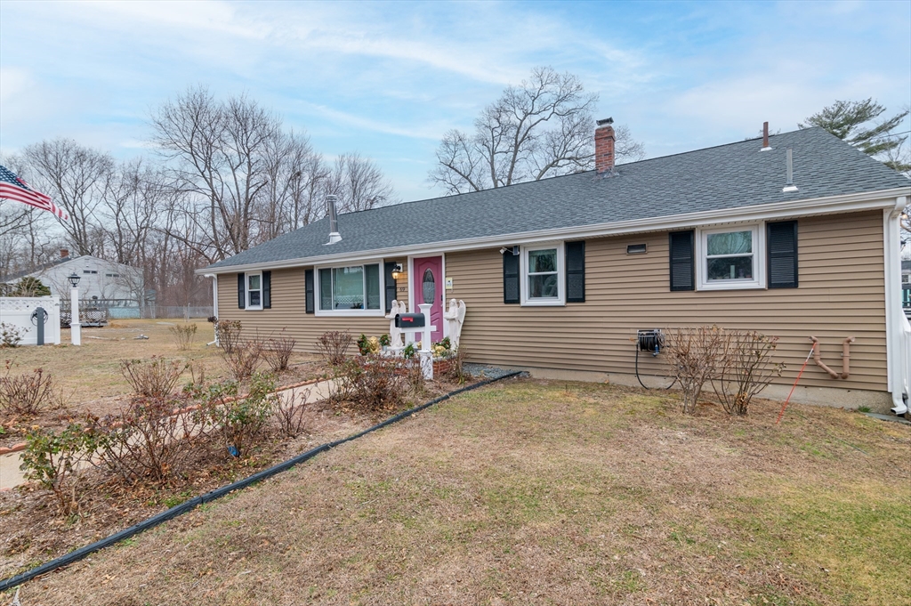 69 Seaver Road Weymouth, MA 02189 - Photo 1 of 34