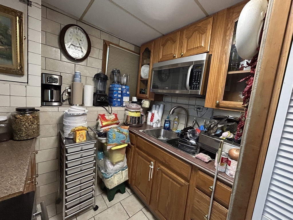 69 Seaver Road Weymouth, MA 02189 - Photo 20 of 34