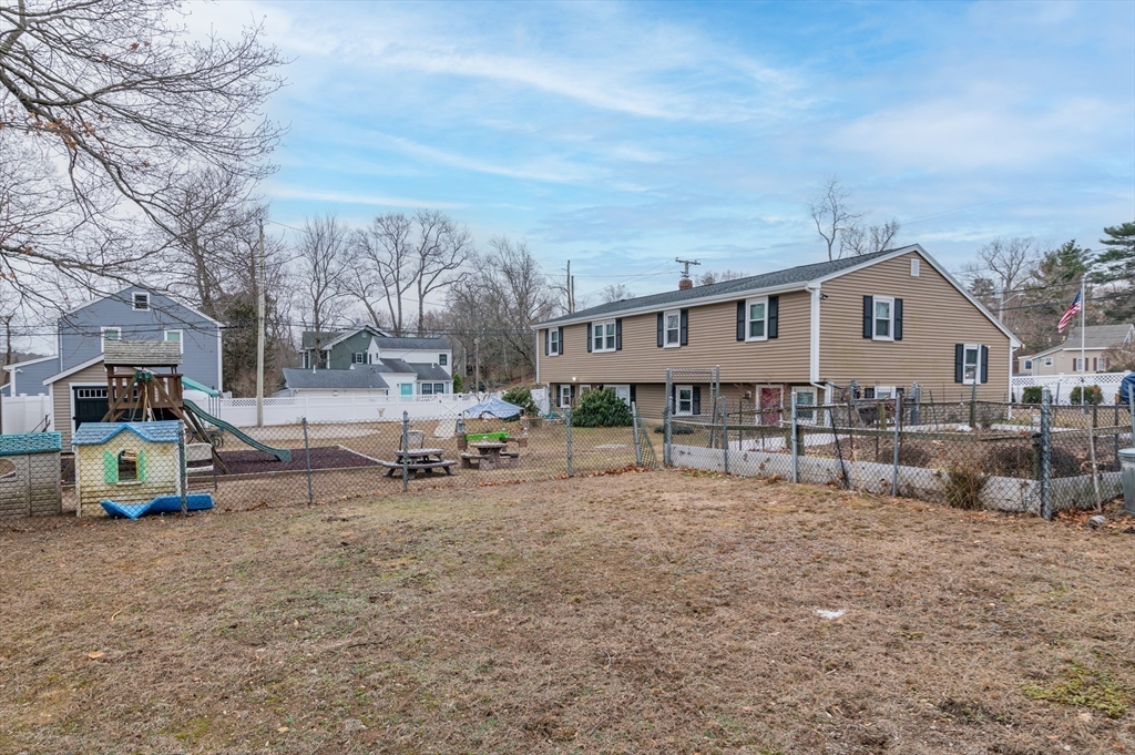 69 Seaver Road Weymouth, MA 02189 - Photo 30 of 34
