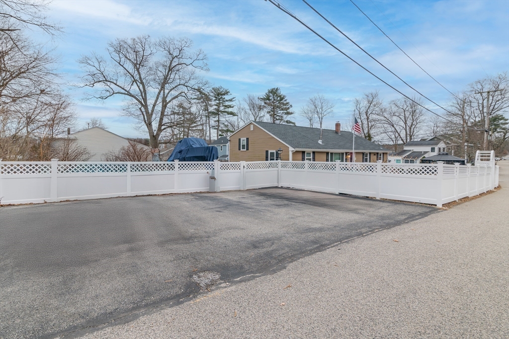 69 Seaver Road Weymouth, MA 02189 - Photo 32 of 34