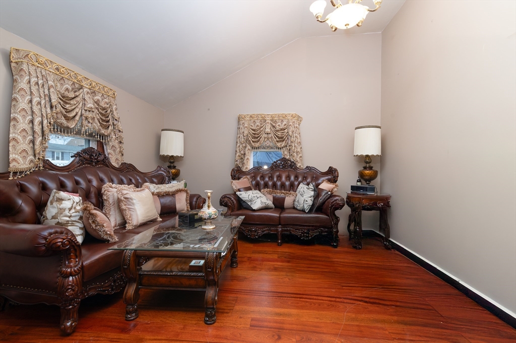 69 Seaver Road Weymouth, MA 02189 - Photo 10 of 34