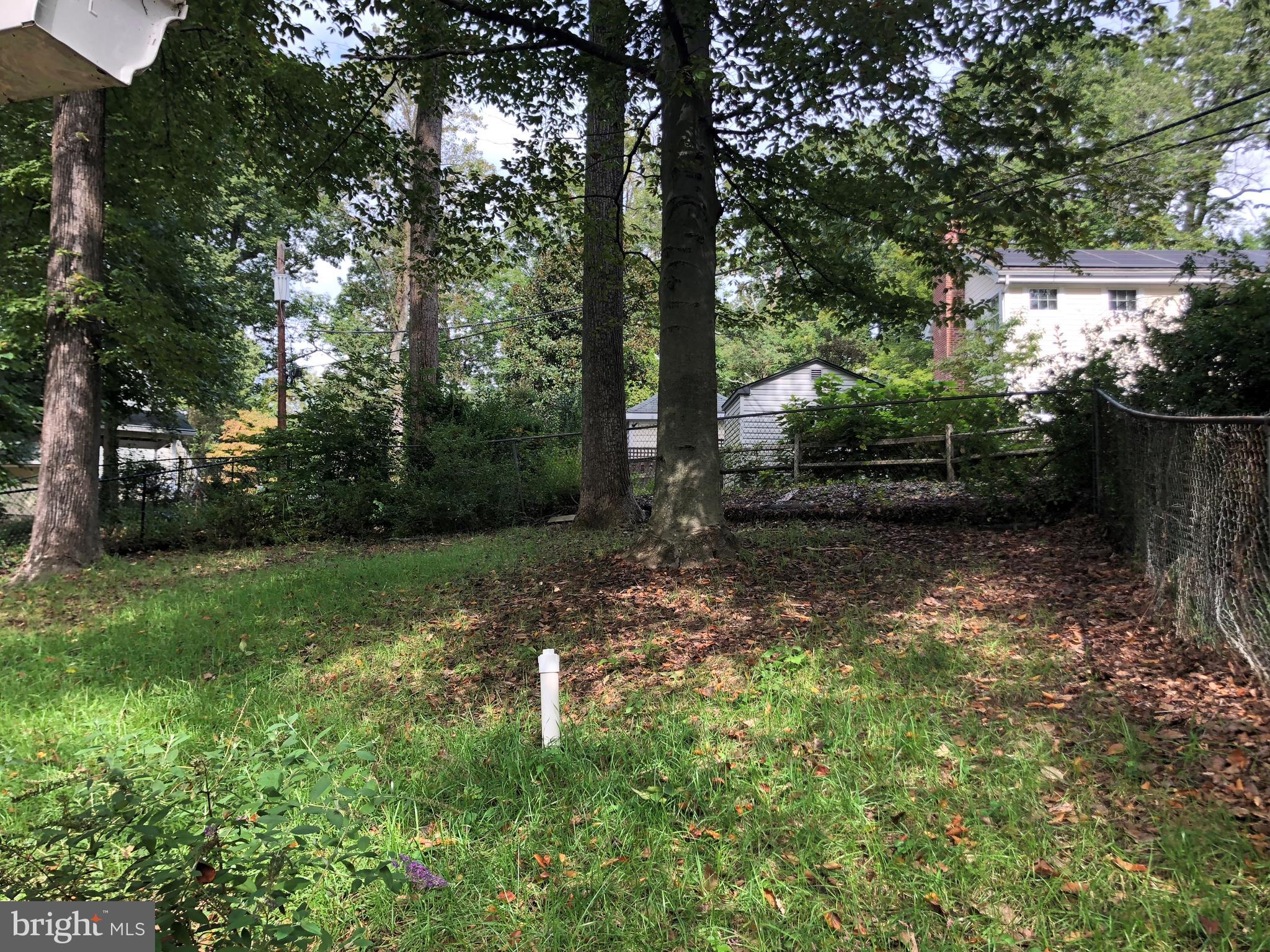 178 Southdown Road Edgewater, MD 21037 - Photo 3 of 12 Exterior (Rear)