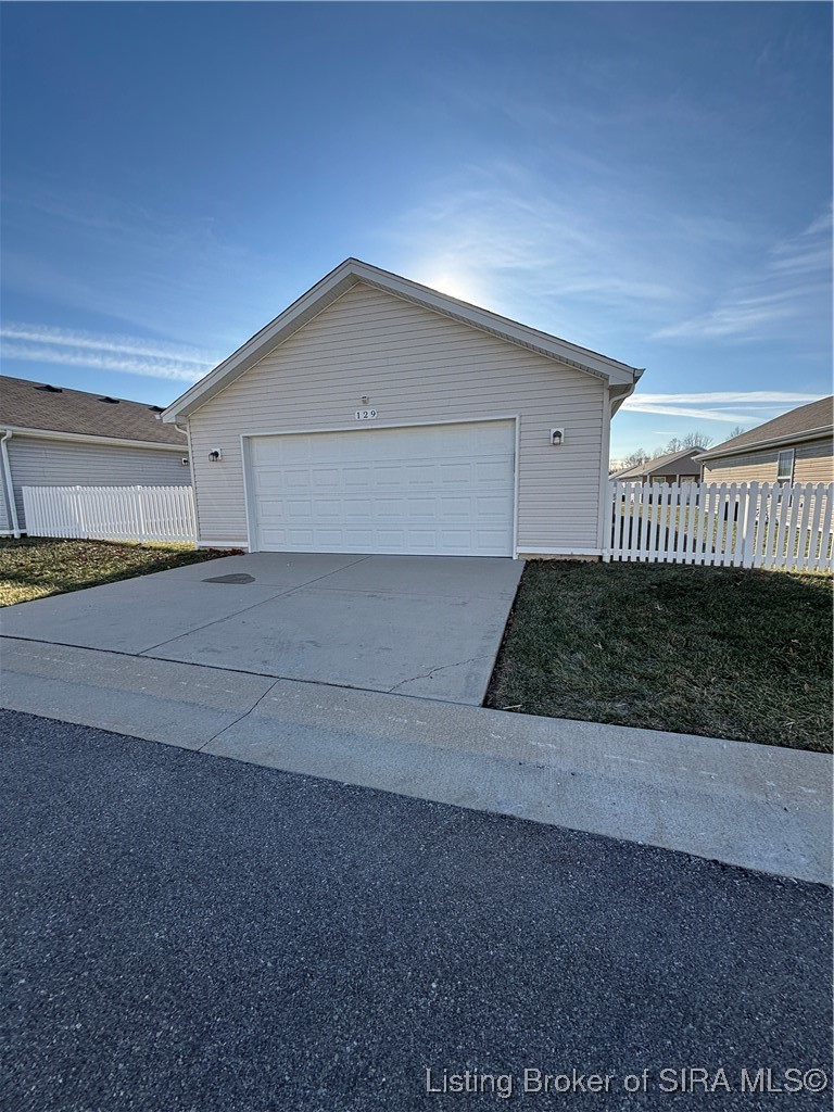 129 Jackson Way Charlestown, IN 47111 - Photo 13 of 14