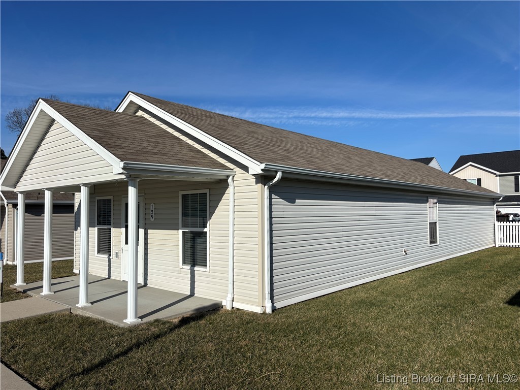 129 Jackson Way Charlestown, IN 47111 - Photo 3 of 14