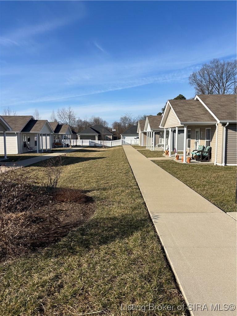 129 Jackson Way Charlestown, IN 47111 - Photo 4 of 14