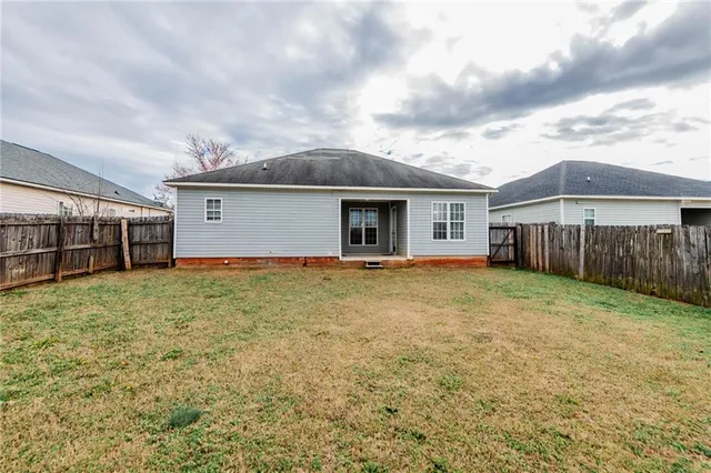 $209,000 | 504 Haverhill Circle, Warner Robins, GA 31088