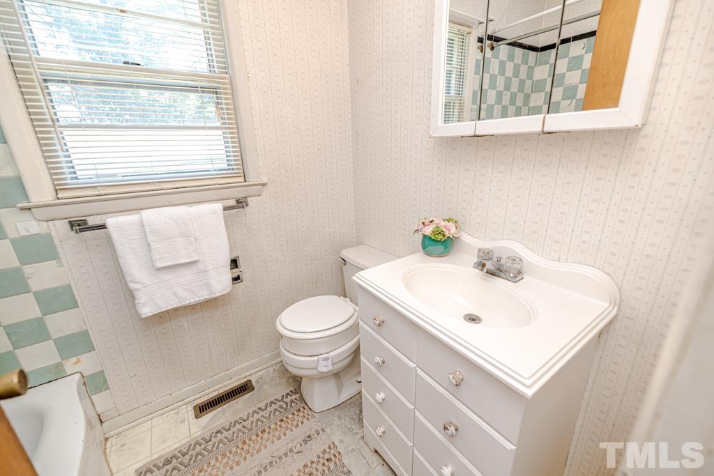 2105 Tramway Road Sanford, NC 27332 - Photo 13 of 21 Gallery Image 13