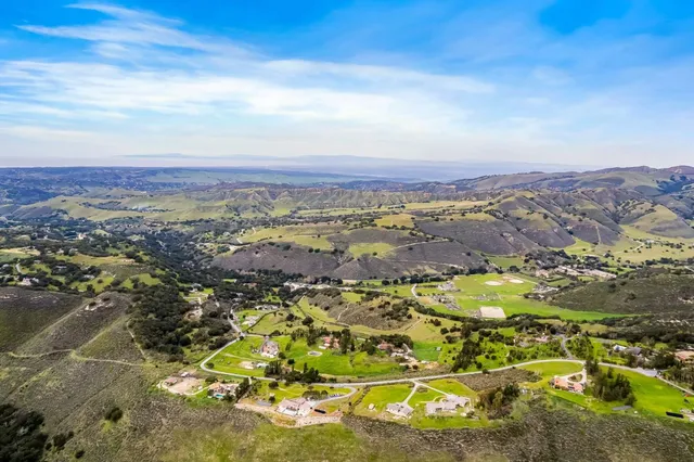 $785,000 | 28750 Underwood Road, Salinas, CA 93908