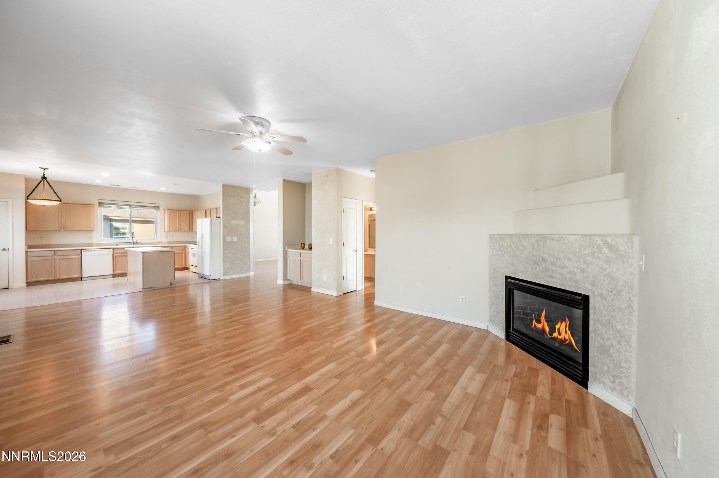 11705 Lone Desert Drive Reno, NV 89506 - Photo 17 of 36 L-1020