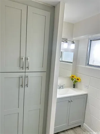 $1,600 | 2464 Prince Edward Street, Unit 607, Honolulu, HI 96815