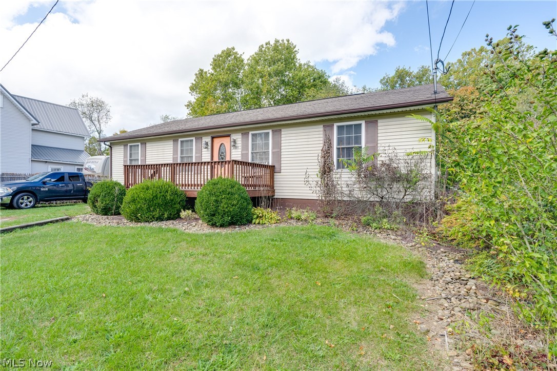 5125 Alliance Road Northwest Malvern, OH 44644 - Photo 2 of 27