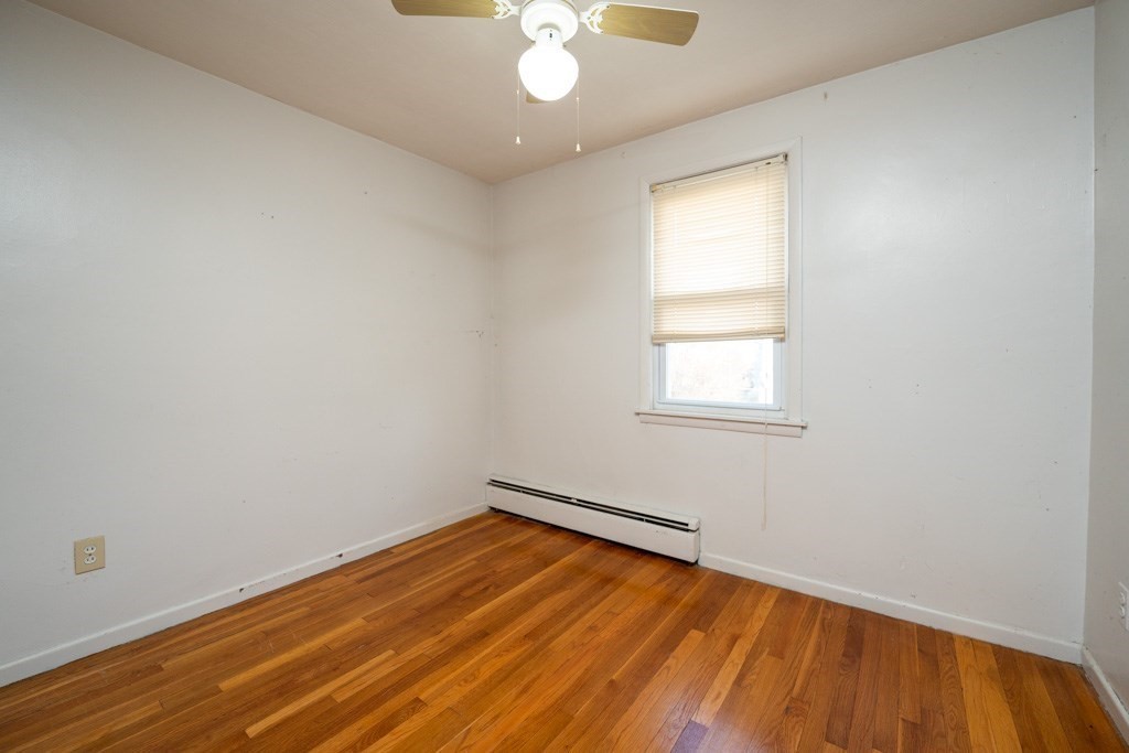 281 Hartwick Street Springfield, MA 01108 - Photo 11 of 29