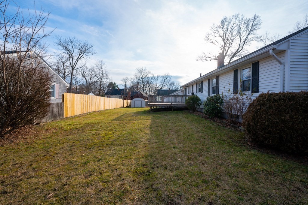 281 Hartwick Street Springfield, MA 01108 - Photo 24 of 29