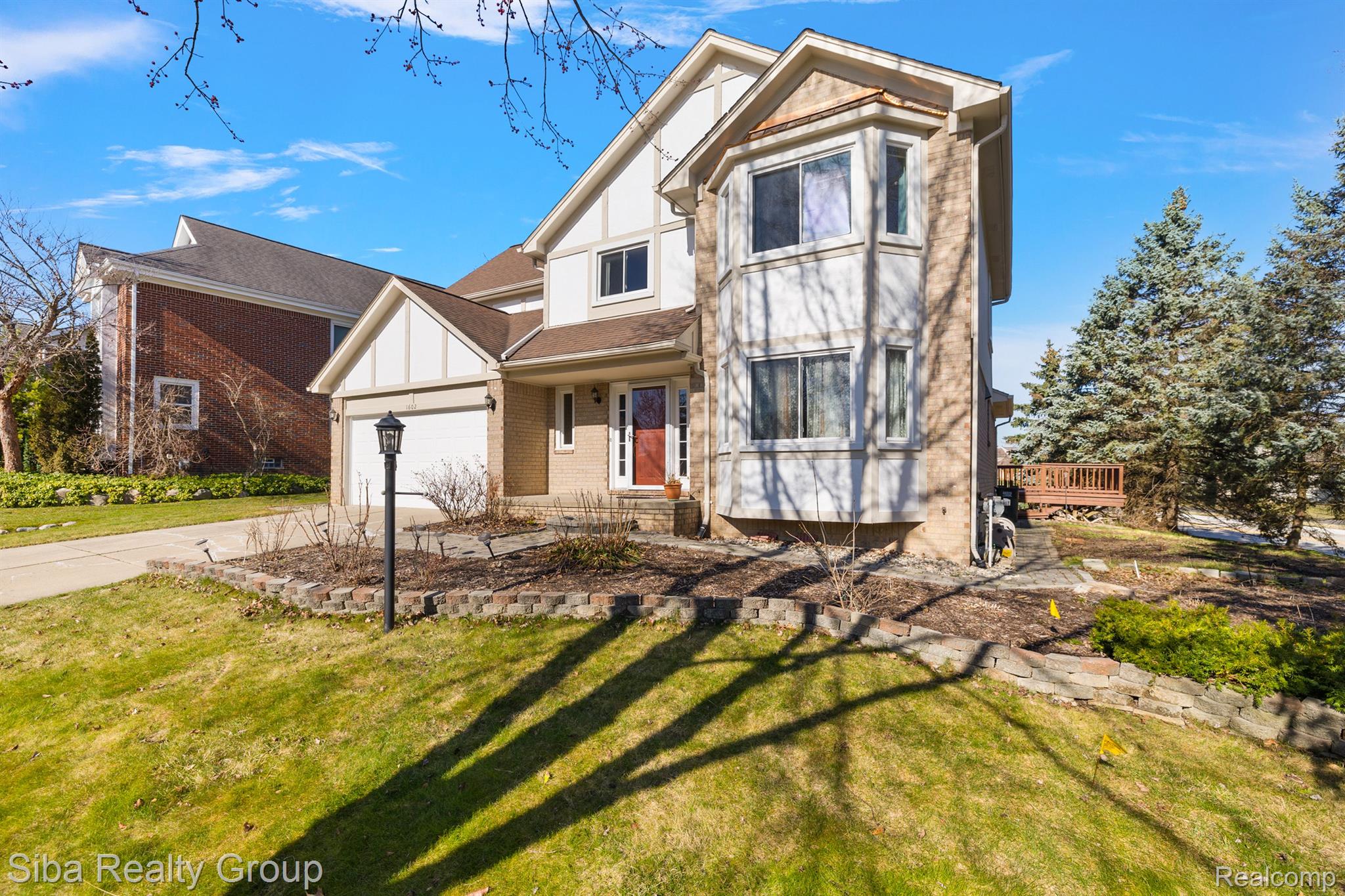 1602 Hillside Lane Rochester, MI 48307 - Photo 3 of 63 Gallery Image 3