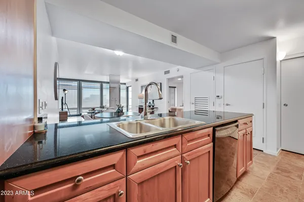 $3,499 | 4808 North 24th Street, Unit 727, Phoenix, AZ 85016