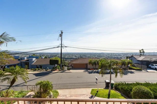 $2,750,000 | 6724 Dwane Avenue, San Diego, CA 92120