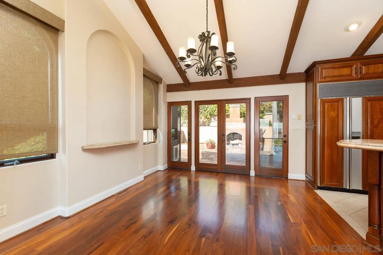 6724 Dwane Avenue San Diego, CA 92120 - Photo 7 of 38 a view of a interior of the house