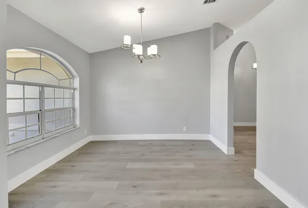 $3,750 | 915 Sunflower Avenue, Delray Beach, FL 33445