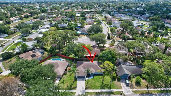 $3,750 | 915 Sunflower Avenue, Delray Beach, FL 33445