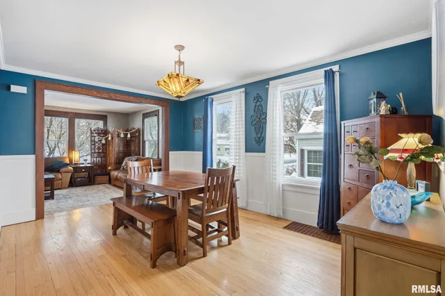 $185,000 | 415 23rd Avenue, Moline, IL 61265