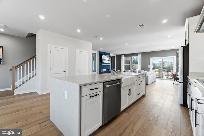 44516 Newfoundland Square Ashburn, VA 20147 - Photo 3 of 25