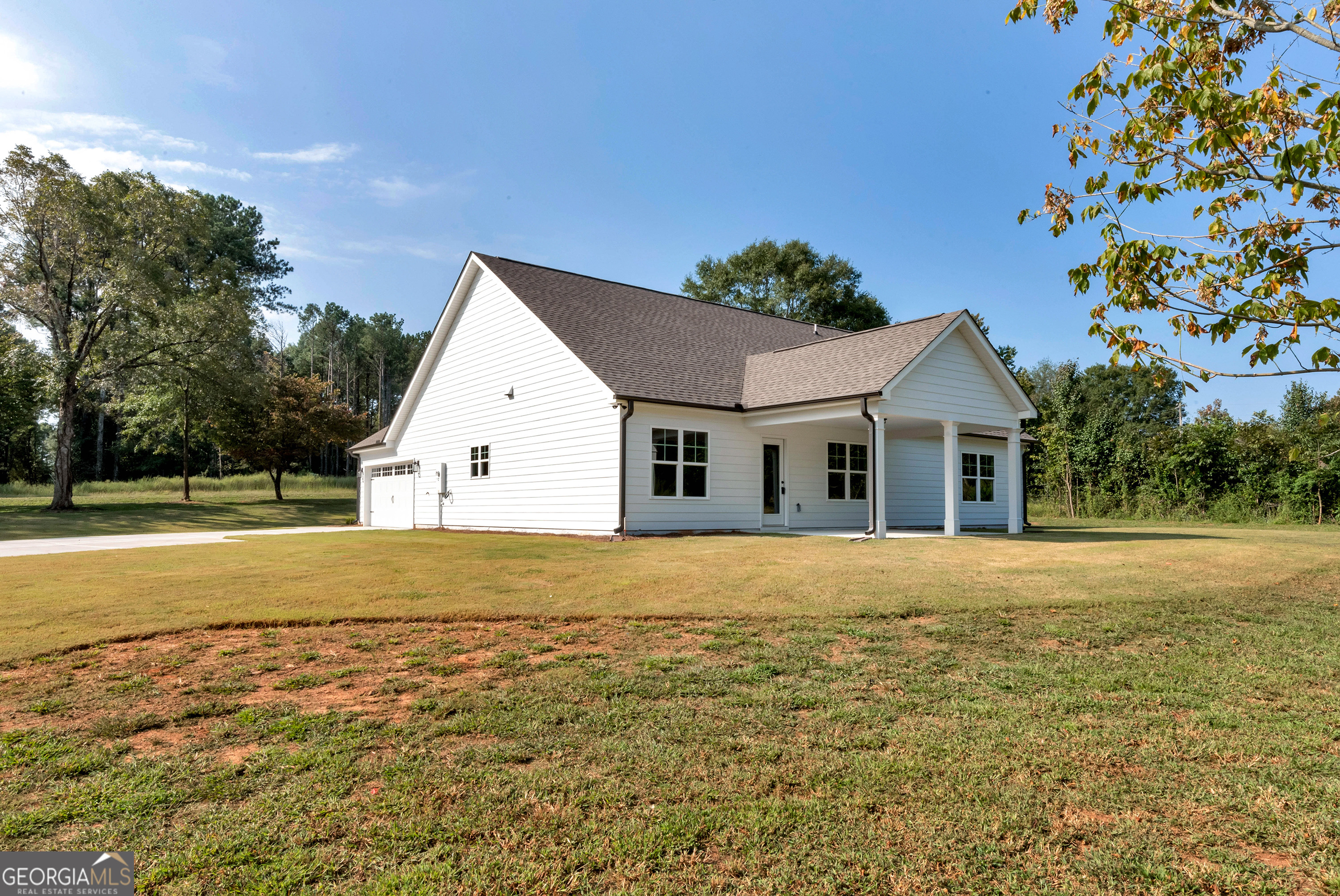 6376 Brockton Loop Jefferson, GA 30549 - Photo 7 of 59