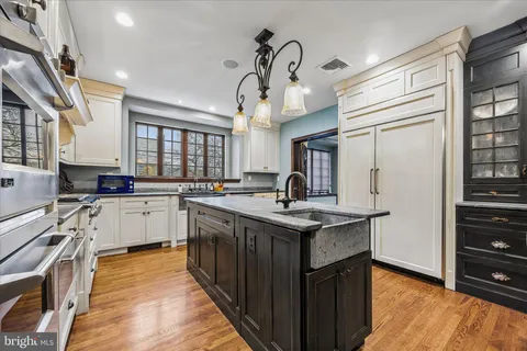 $1,995,000 | 239 Winding Way, Merion Station, PA 19066