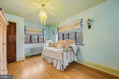 $1,995,000 | 239 Winding Way, Merion Station, PA 19066