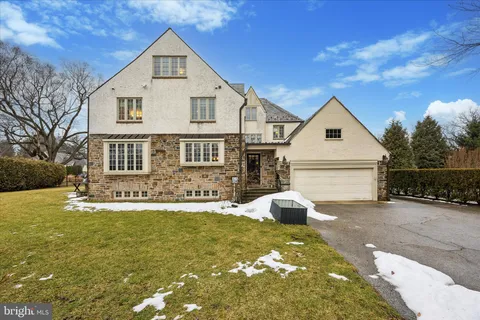 $1,995,000 | 239 Winding Way, Merion Station, PA 19066