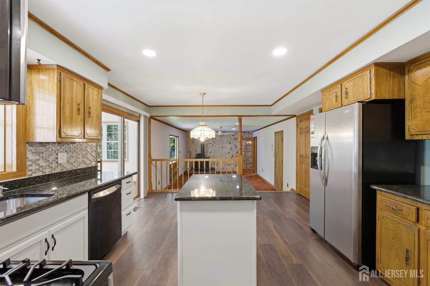 7 Oakland Road Old Bridge, NJ 08857 - Photo 17 of 56