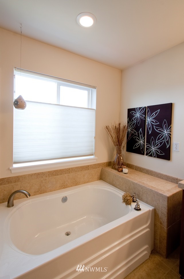 18024 29th Drive Southeast Bothell, WA 98012 - Photo 15 of 25