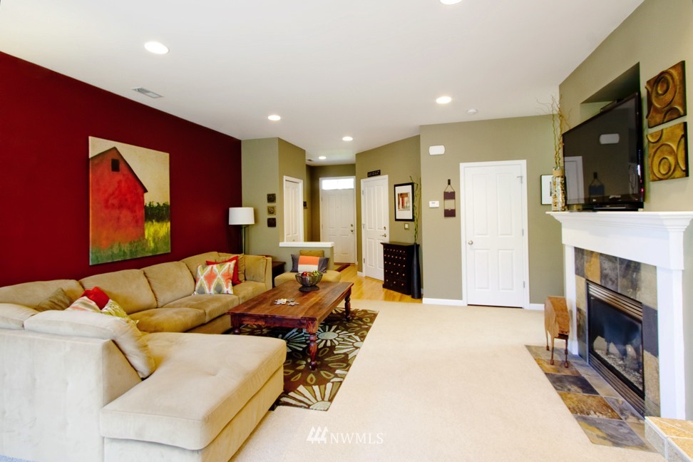 18024 29th Drive Southeast Bothell, WA 98012 - Photo 3 of 25