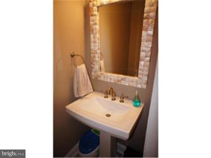 315 McIntosh Road West Chester, PA 19382 - Photo 12 of 25 Half Bath