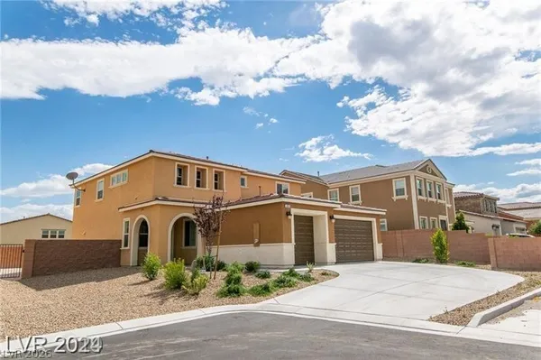 $2,999 | 829 Lower Lake Court, North Las Vegas, NV 89084