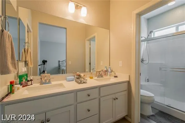 $2,999 | 829 Lower Lake Court, North Las Vegas, NV 89084