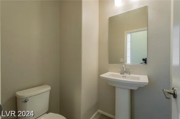 $2,999 | 829 Lower Lake Court, North Las Vegas, NV 89084