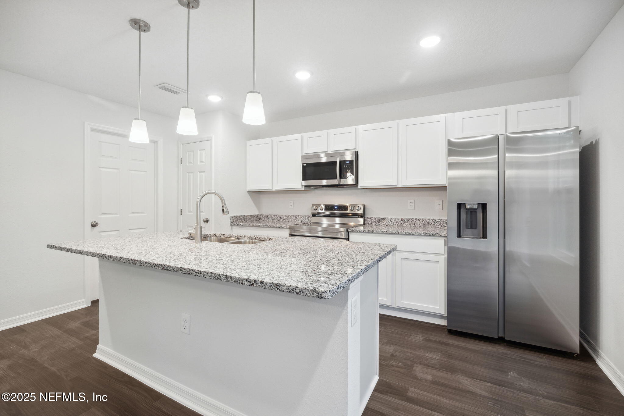 8534 Metto Road Jacksonville, FL 32244 - Photo 7 of 30 Kitchen