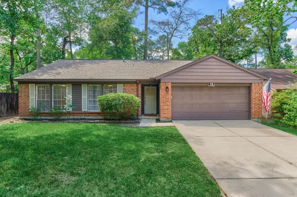 $345,000 | 15 Still Glen Court, The Woodlands, TX 77381