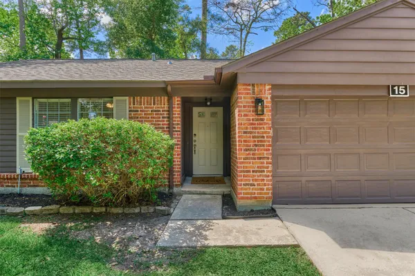 $345,000 | 15 Still Glen Court, The Woodlands, TX 77381