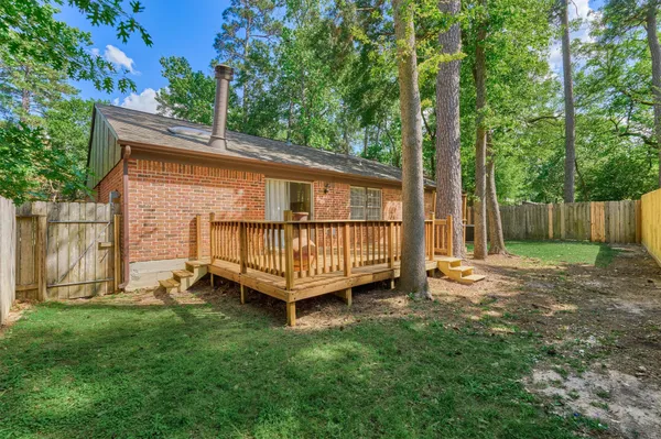 $345,000 | 15 Still Glen Court, The Woodlands, TX 77381