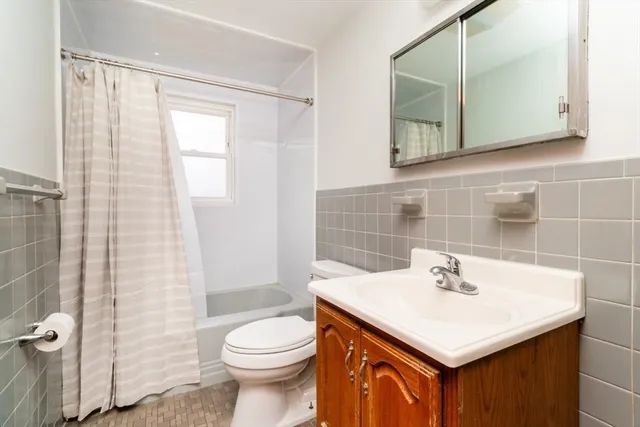 $2,900 | 46 Cross Street, Randolph, MA 02368