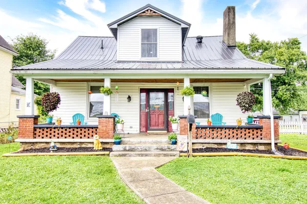 $194,500 | 501 West 6th Street, Manchester, OH 45144