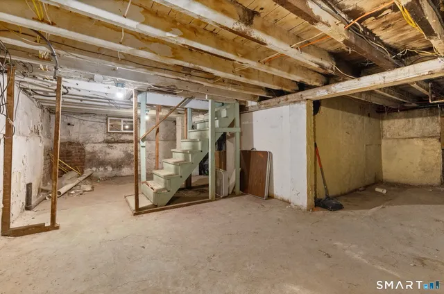 $345,000 | 147 Martin Street, Hartford, CT 06120