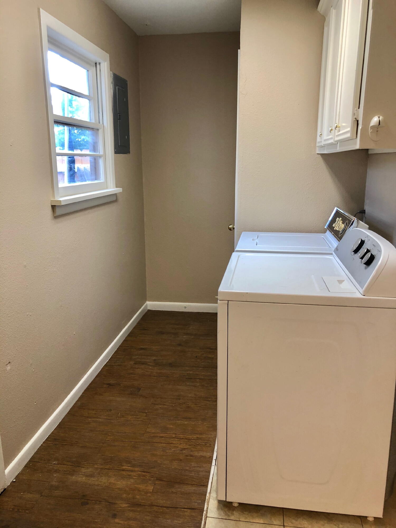 4105 30th Street Lubbock, TX 79410 - Photo 7 of 11 4F29E1D2-EF63-491D-BA1D-2FEC4CE8C98D